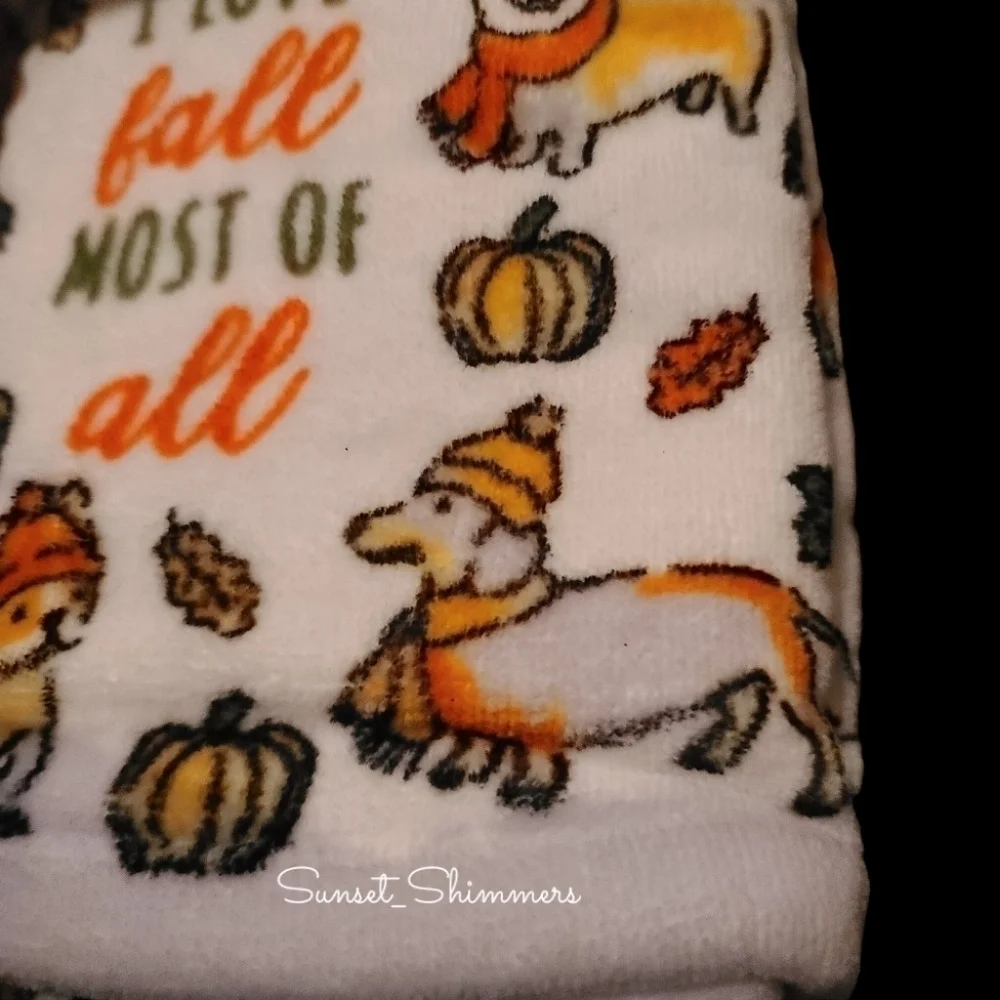 2PC Halloween Fall CORGI DACHSHUND BULLDOG RETRIEVER Pumkin Leaf Hand Towels New